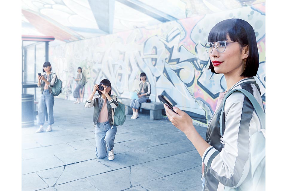 Smartlife lenses photography campaign in London by Richard Boll for agency Collider