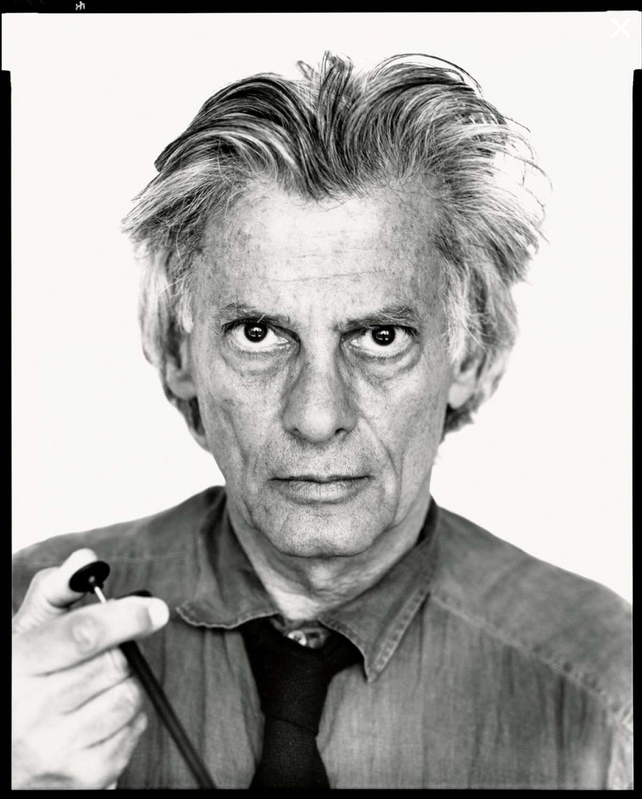 Black-and-white self portrait of the photographer Richard Avedon