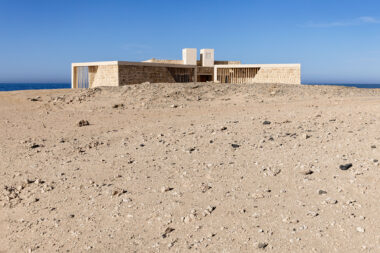 Front view during the day of The Breathing Beach House in Marsa Alam, Egypt. Richard Boll Photography, London.